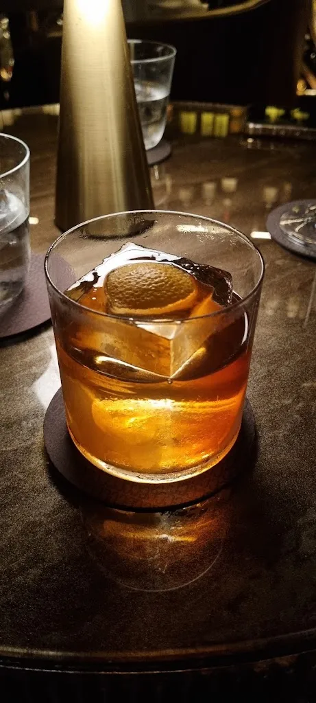 Menu_El Coleccionista. Cocktails & Other Arts_Lena_image_5