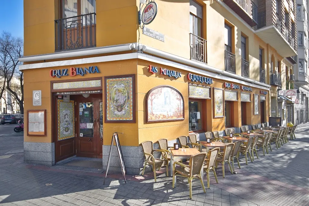 Restaurante Cruz Blanca Las Murallas restaurant in Nava