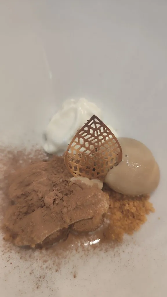 Silvia_Gallina Clueca Gastrobar_Langreo_review