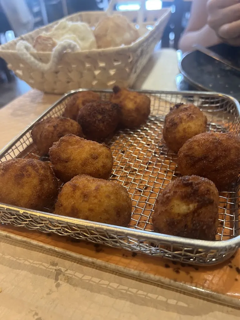 Alfredo Lopez Mills_La Esquina de Enzo_Langreo_review