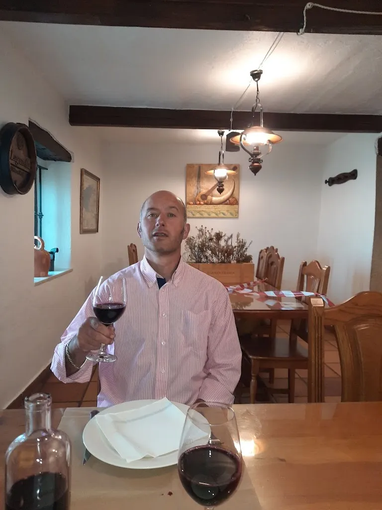 viajante del tiempo_O Mesón de Feal_Fene_review