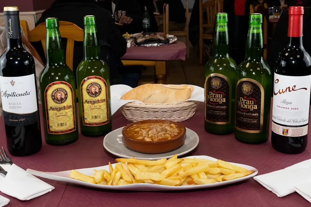 Sidreria Restaurante la Chiqui restaurant in Langreo