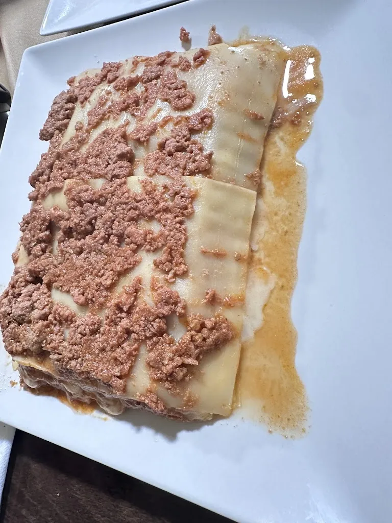 Yin_BAR BOREA BOREA_As Pontes de García Rodríguez_review