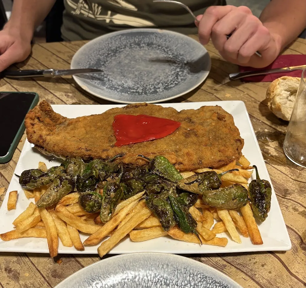 Julia MM_Don Benito_Langreo_review