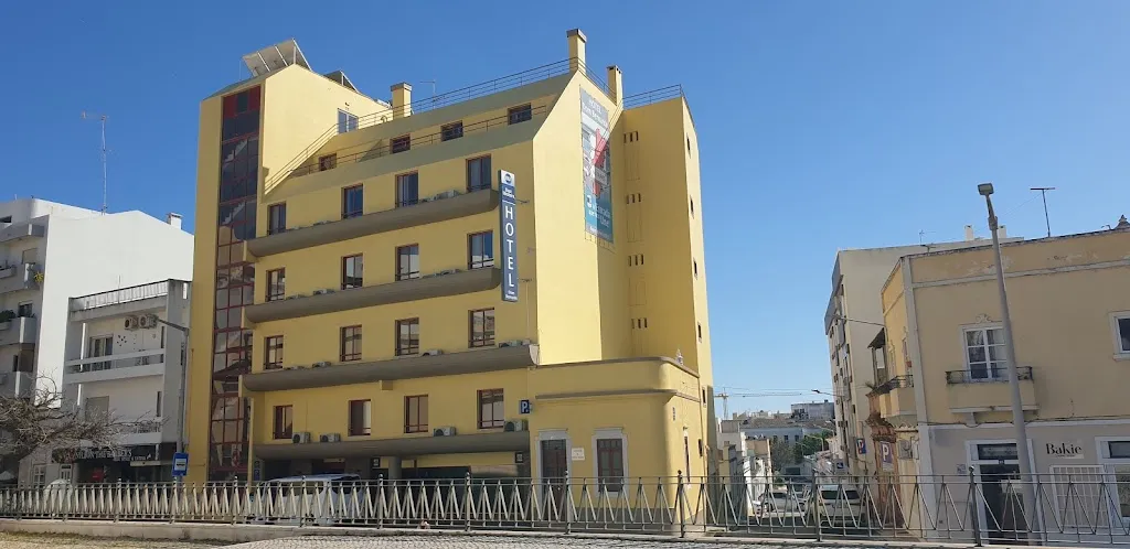 Erik Vloeberghs_Best Western Hotel Dom Bernardo_Parres_recensione