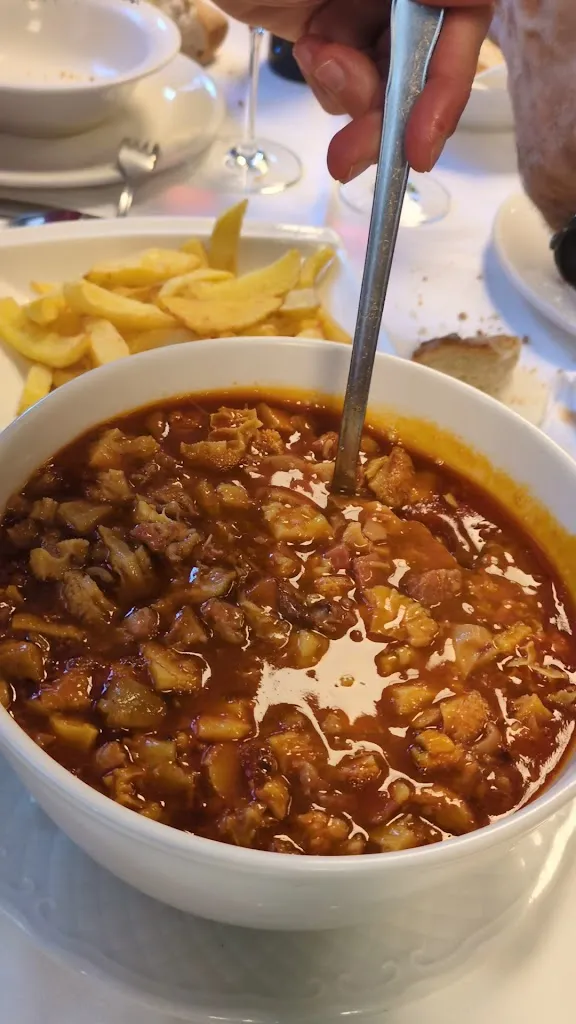 Salvador Villalgordo_Casa El Sastre_Noreña_review