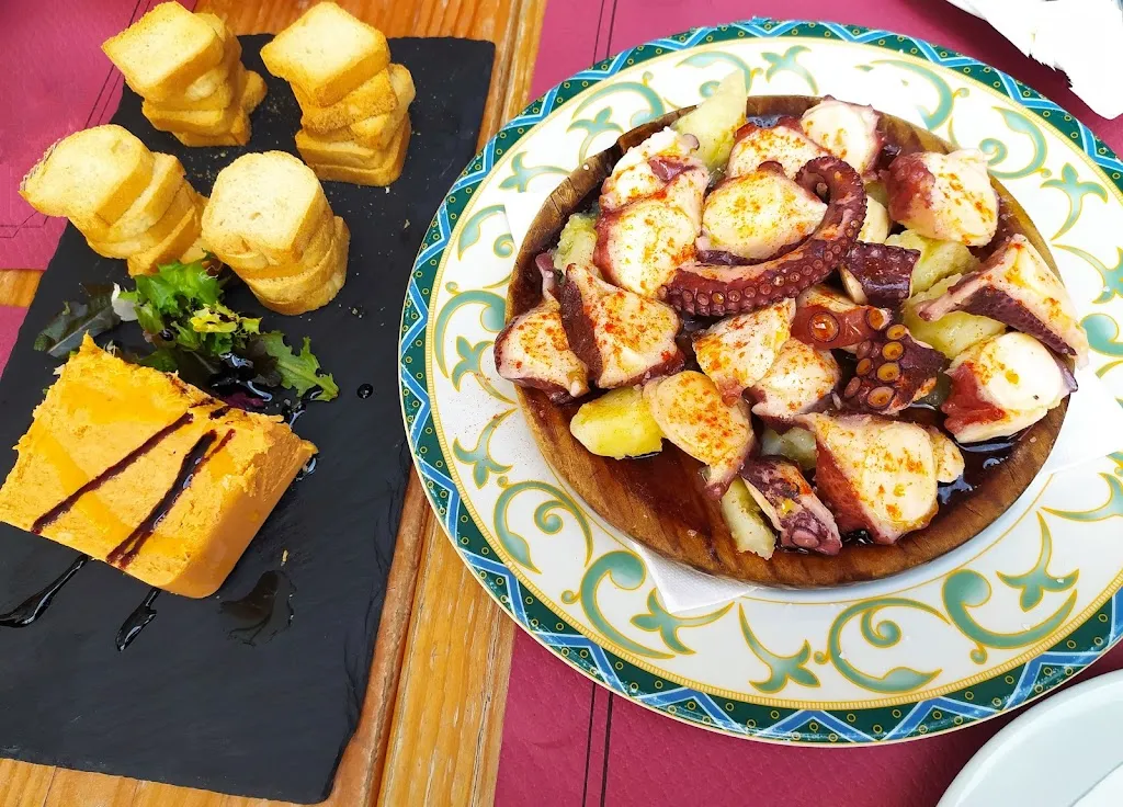 Restaurante Tortoni_Fene_slider_image_3