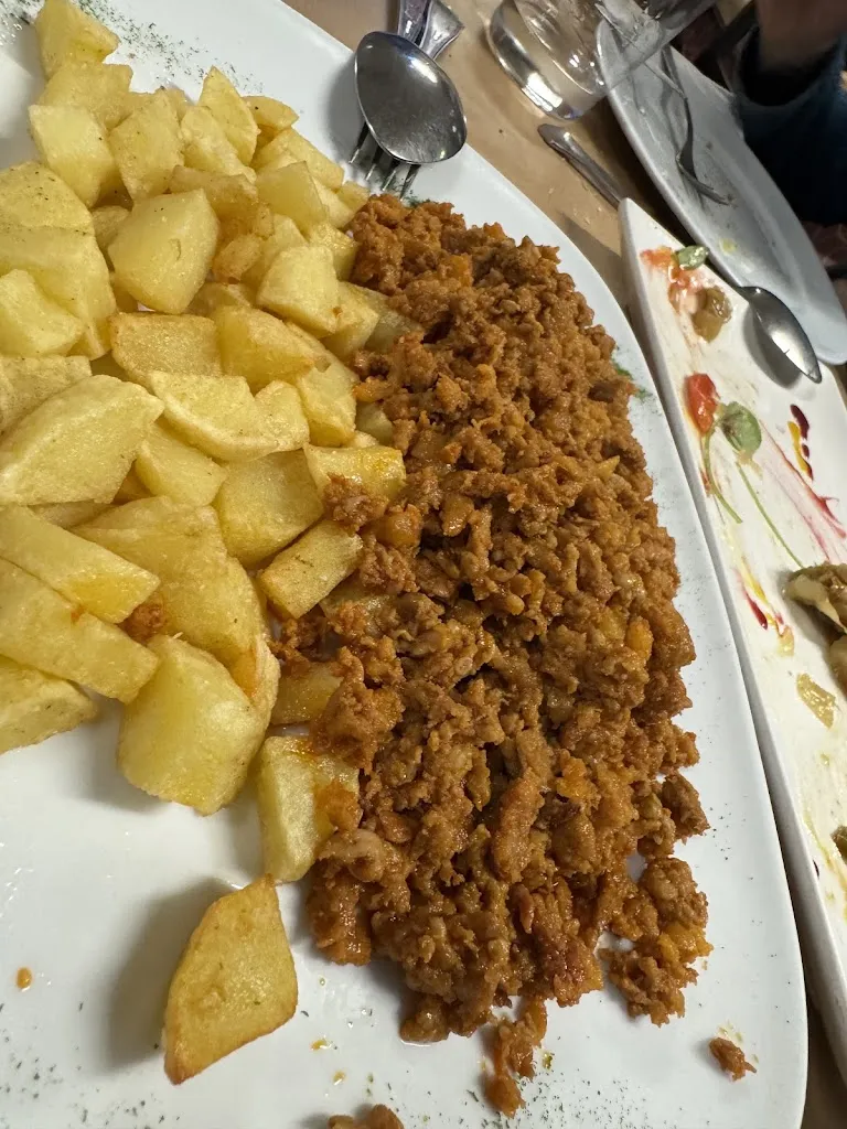 olalla gonzalo_Bar La Plaza_Noreña_review