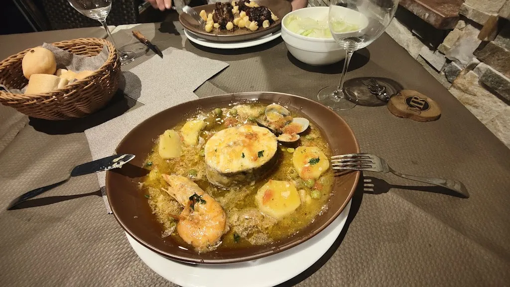 Chris_Hostal Restaurante Monte Rio_Peñamellera Alta_review