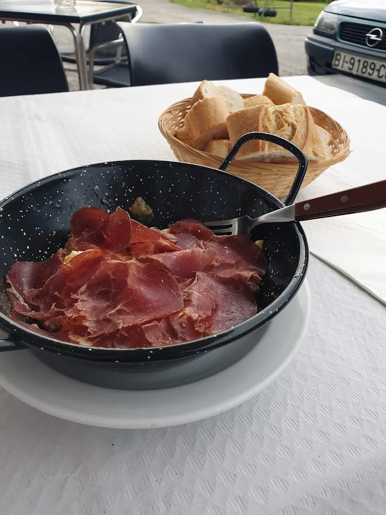 Craig Good_Restaurante - Parrilla El Fabiola_Peñamellera Alta_avis