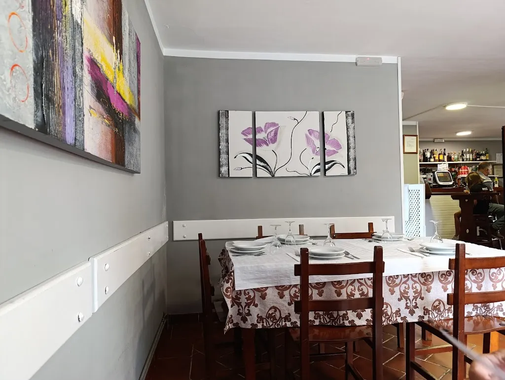 Restaurante El Pontón restaurant in Peñamellera Alta