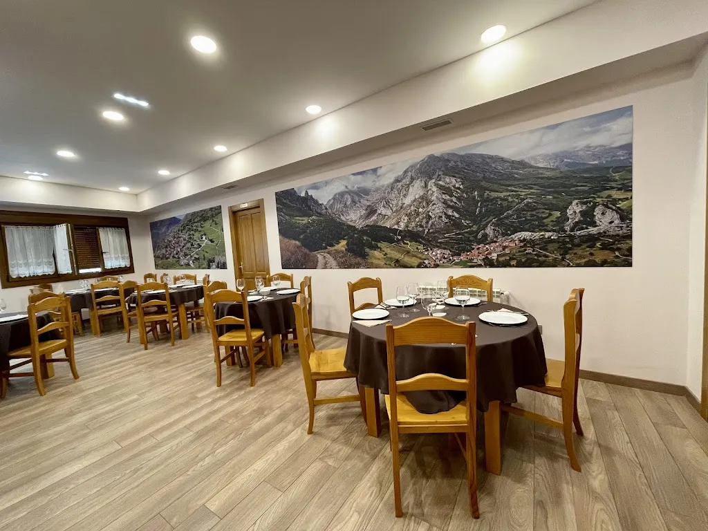 Bar Las Vegas de Sotres restaurant in Peñamellera Alta