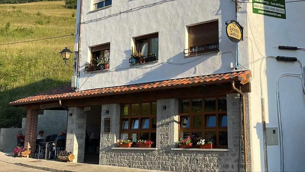 Bar Las Vegas de Sotres_Peñamellera Alta_slider_image_3