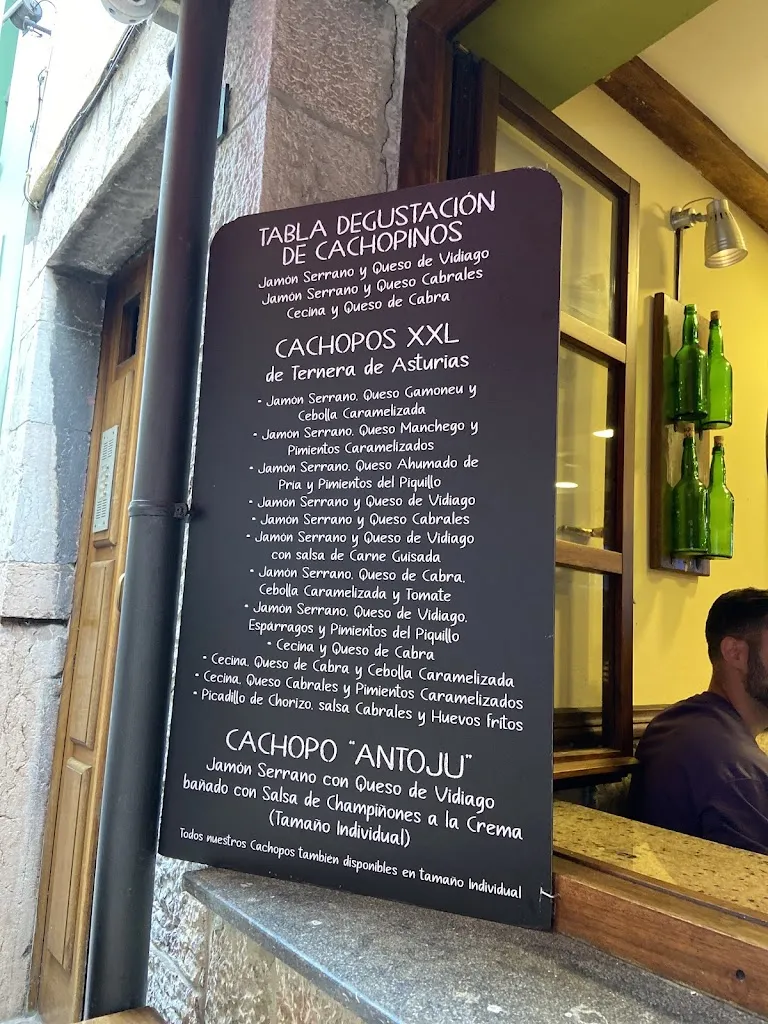 Menu_Chigre El Antoju Sidrería_Llanes_image_2