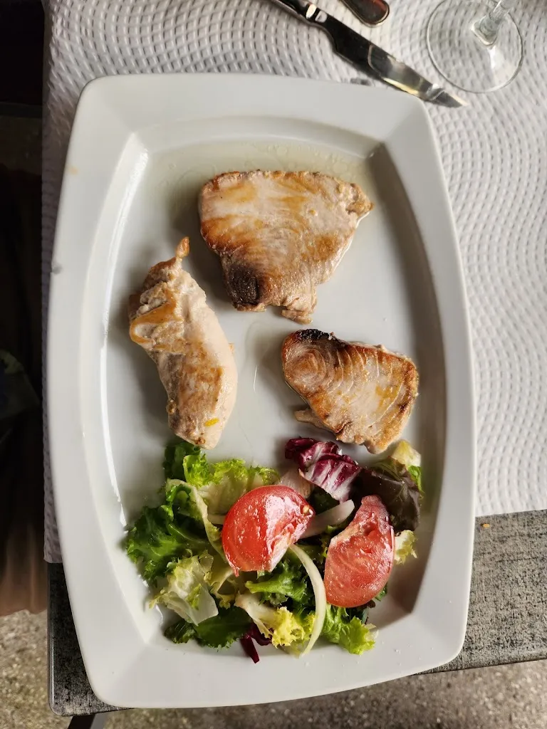 Rod T._Restaurante Sidrería Salero_Llanes_review