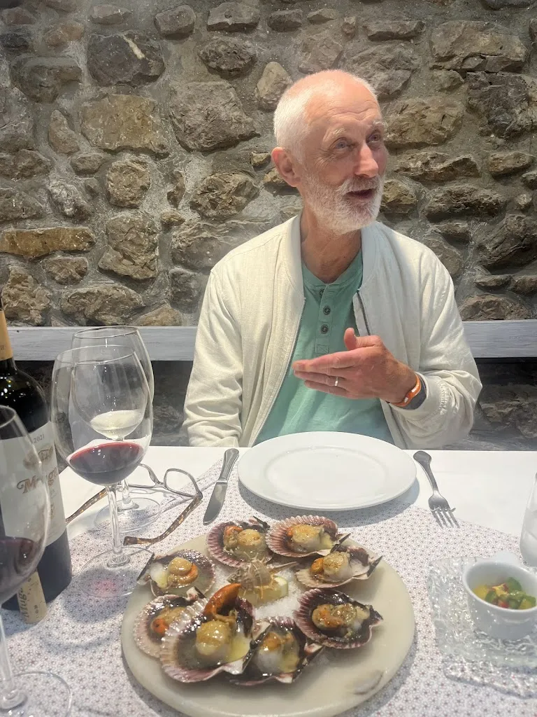 Aislinn O Leary_Retrogusto_Llanes_review