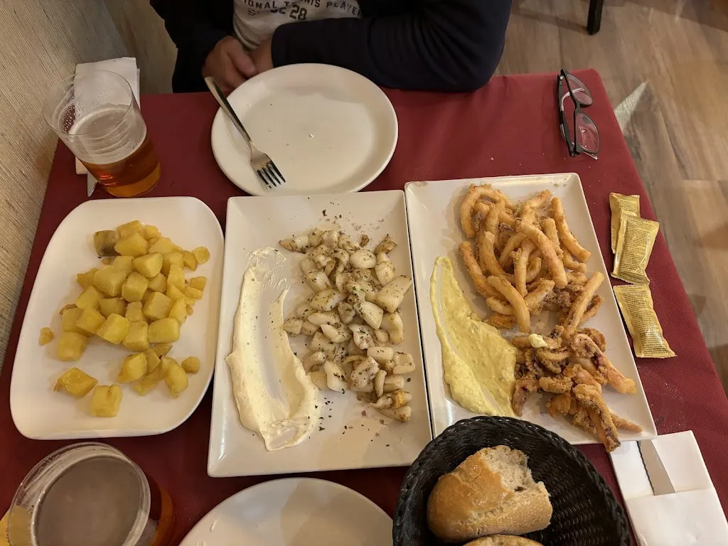 Abigail Gray_Bar Restaurante Ágora_Llanes_review