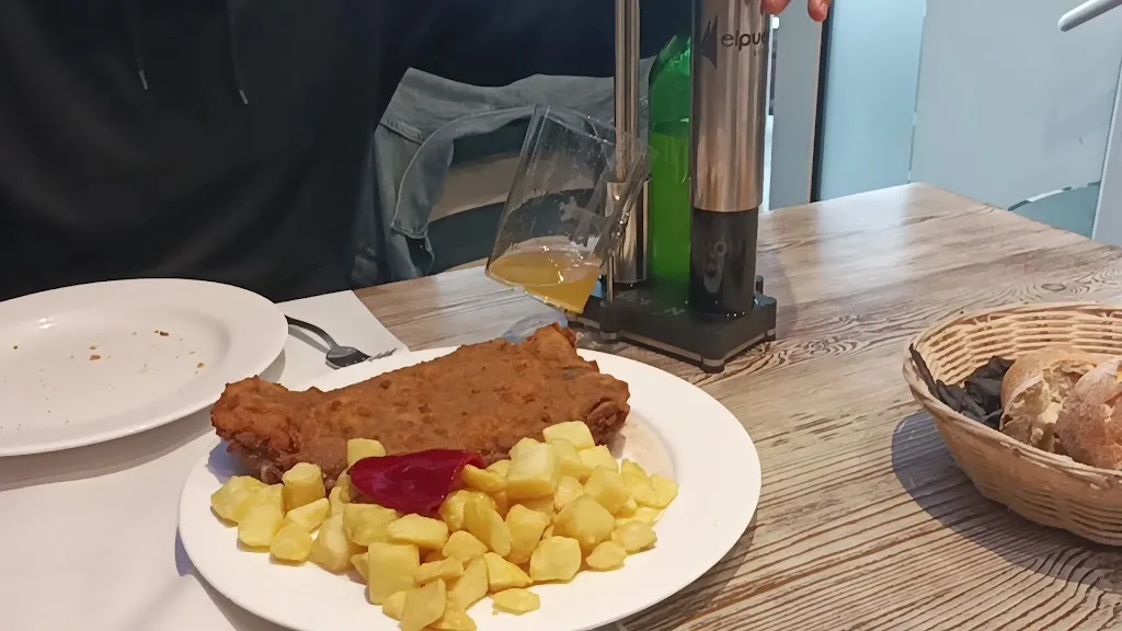 Sidrería Restaurante El Puerto_Llanes_slider_image_2