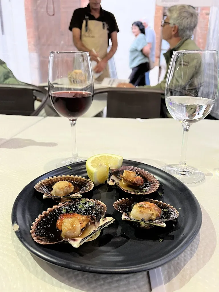 Chris Mahieu_Bar Picos de Europa_Llanes_review