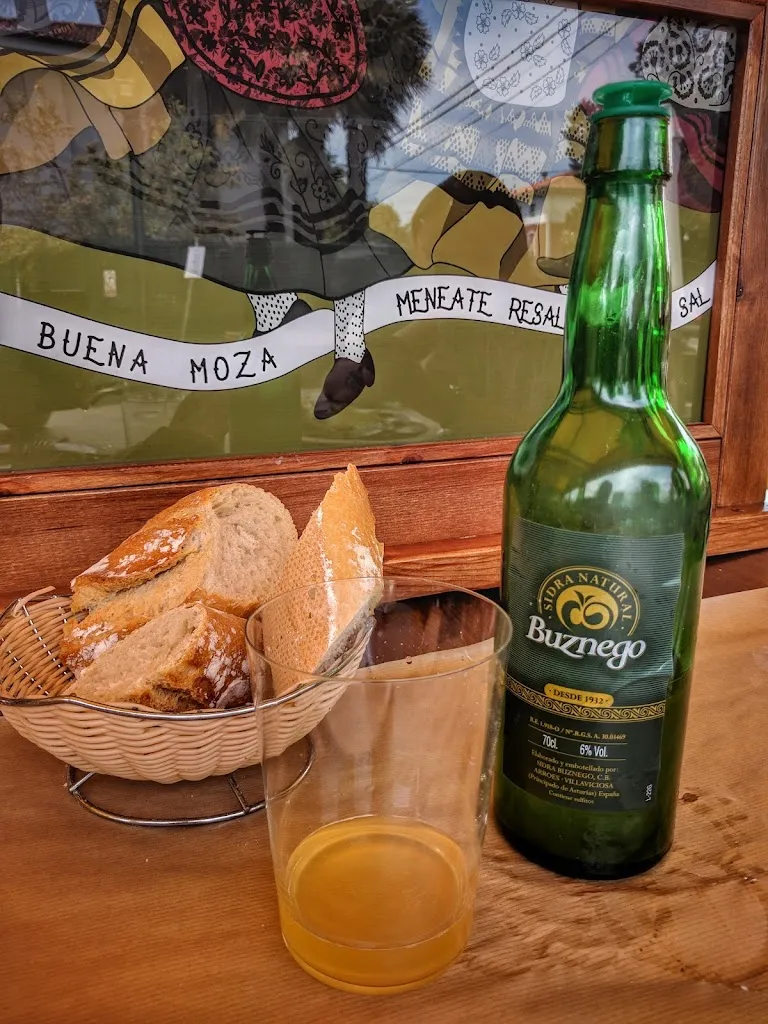 Alyona Marchuk_Xagarda_Llanes_review