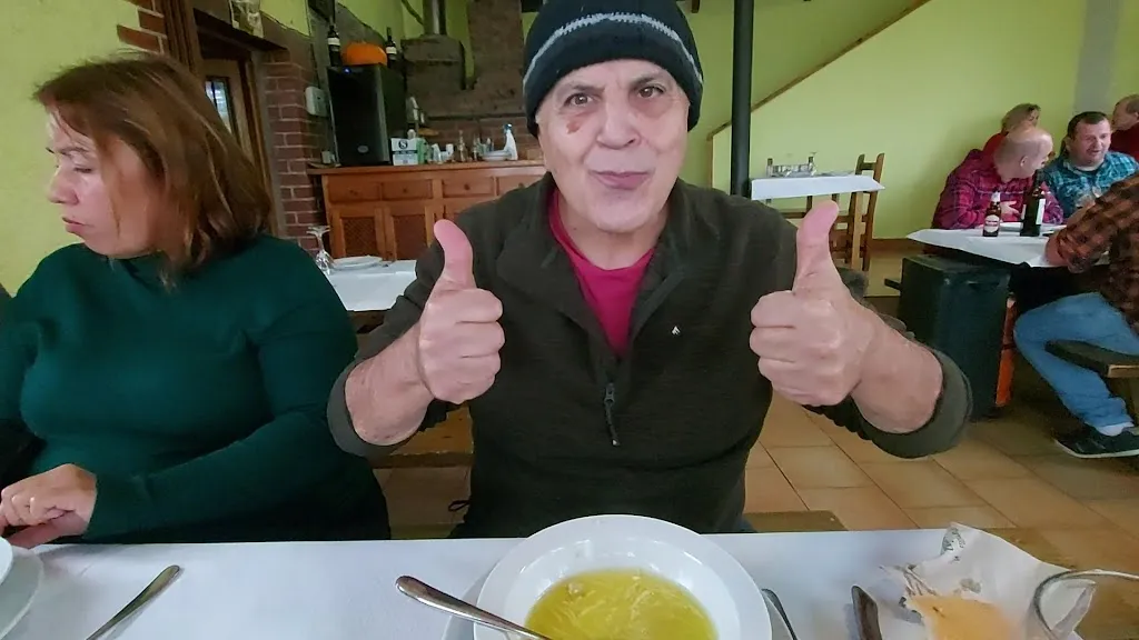 Bar Parrilla El Roxin_Llanes_slider_image_2