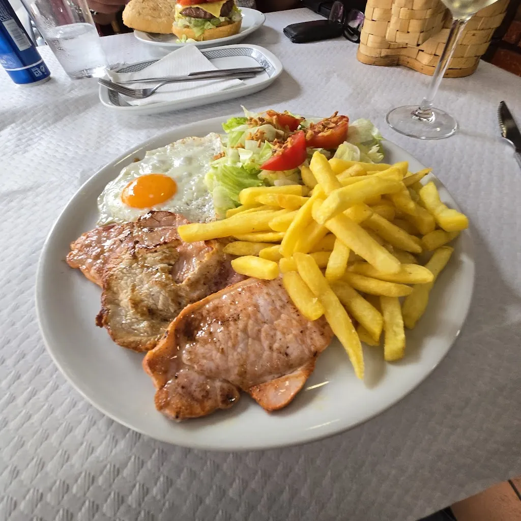 Bar La Fábula._Peñamellera Baja_slider_image_3