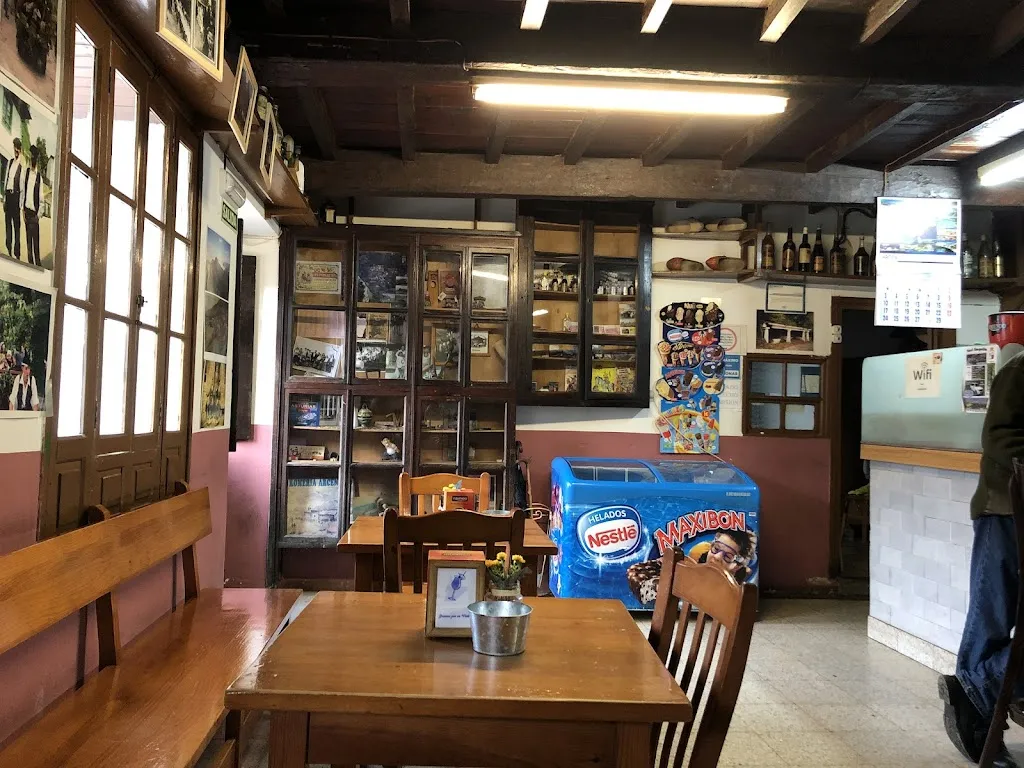 Bar Casa Luciano restaurant in Ponga