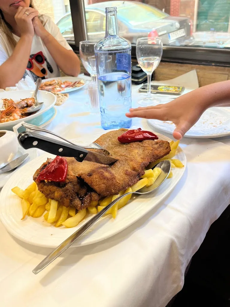 Maria Jesús Ramos_Restaurante Mesón Regueral_Llanera_review