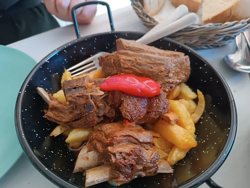 El Madreñeru_Llanera_slider_image_2