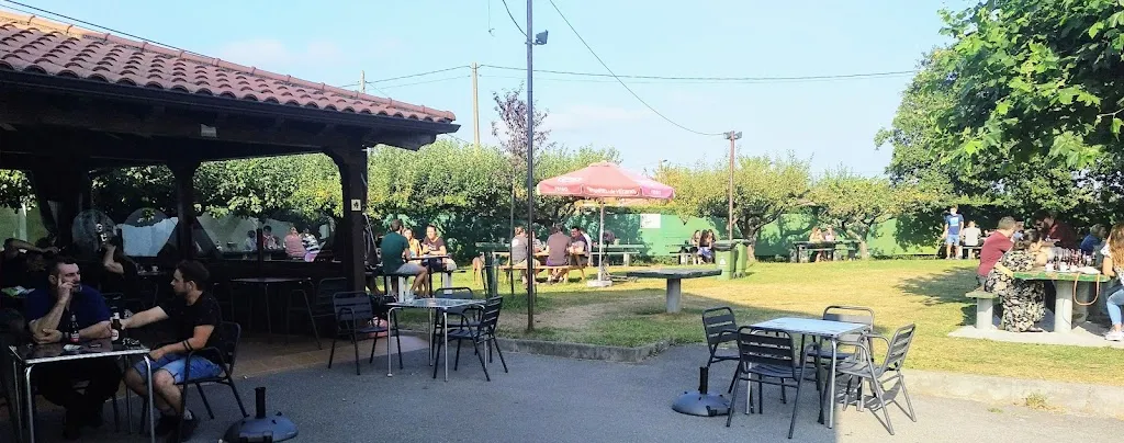 La Bolera ristorante a Llanera