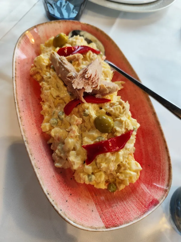 Menu_Cafeteria Restaurante Golf_Llanera_image_1