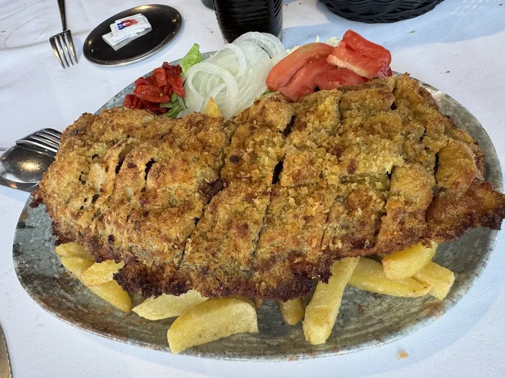 Cafeteria Restaurante Golf_Llanera_slider_image_3