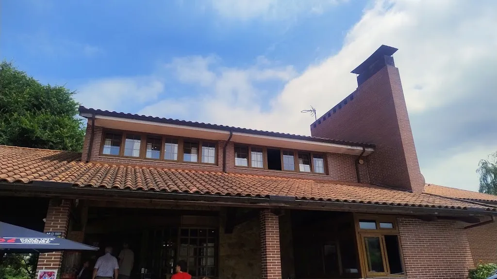 Baldomero Almendral Nuñez_Asador Los Manjares_Llanera_Bewertung