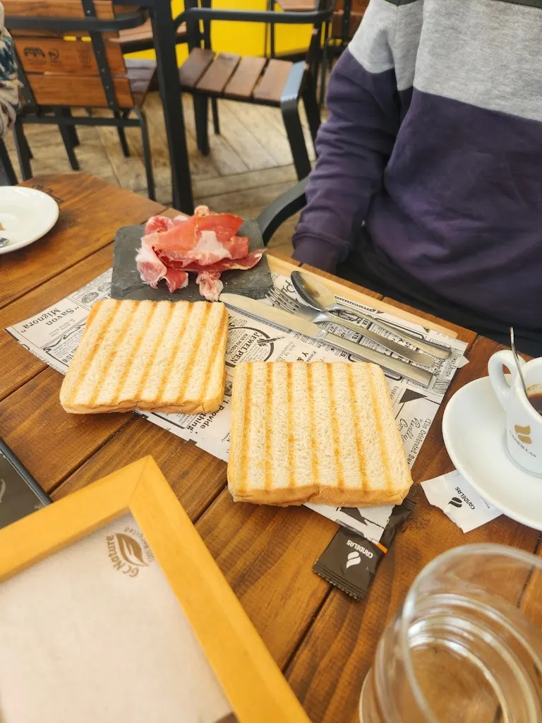 Carmina Perea_A Taberna de Pancho_As Pontes de García Rodríguez_recensione