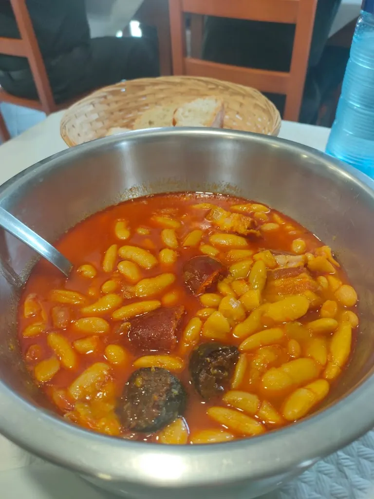 roberto martin_La Venta del Gallo_Llanera_review