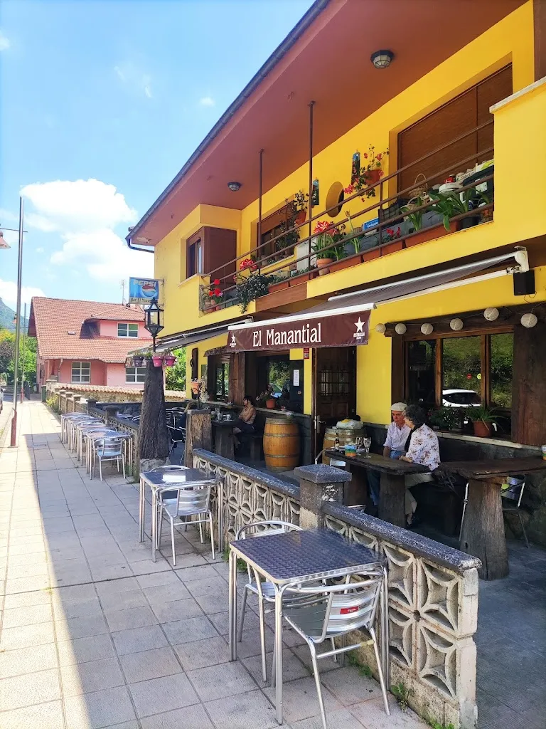 El Manantial ristorante a Proaza