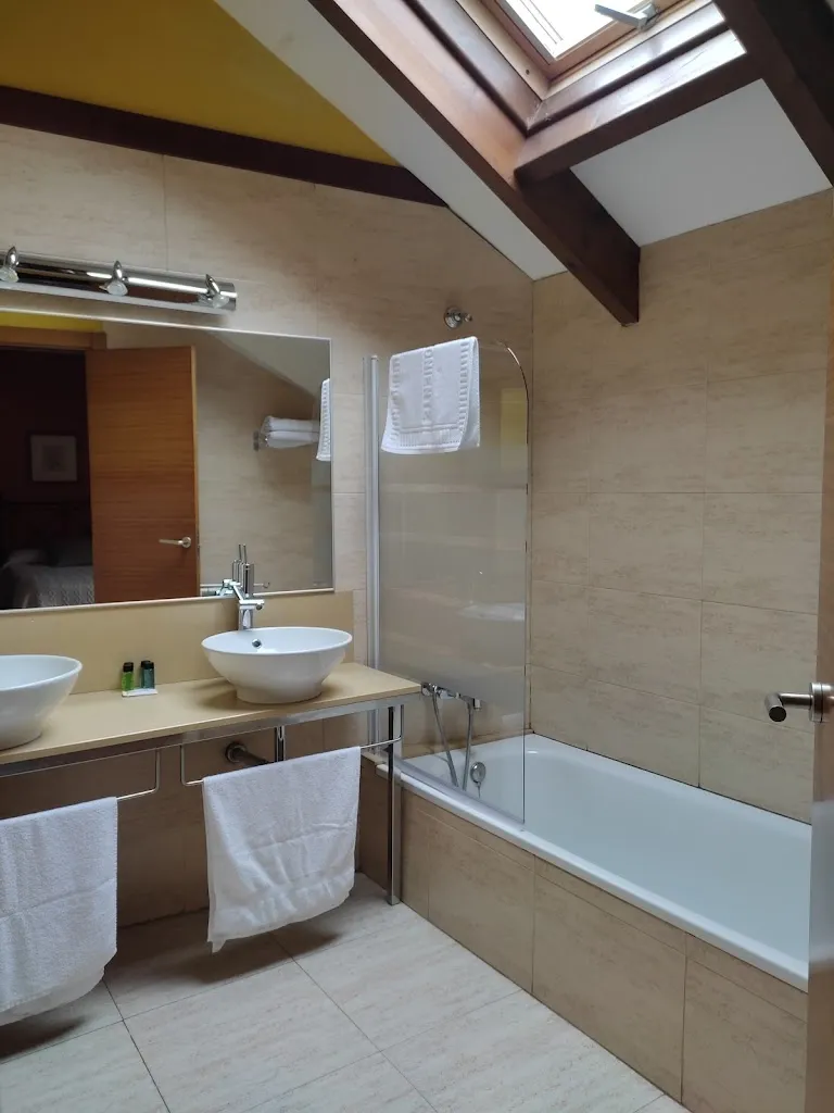 Hotel Torrepalacio / Restaurante Traslavilla_Proaza_slider_image_3