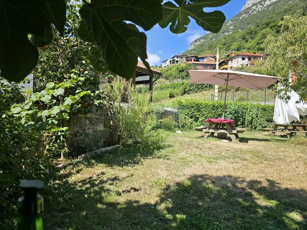 Pablo Casar_La casa'l cura_Proaza_review