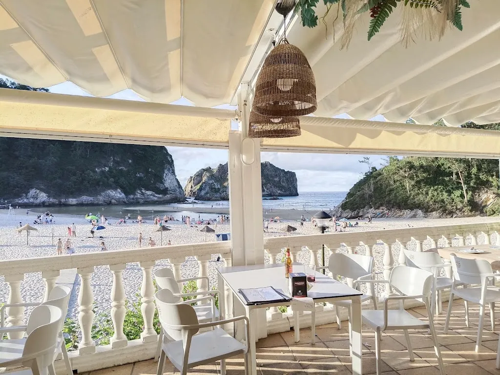 Los Emilios_Ribadedeva_slider_image_1