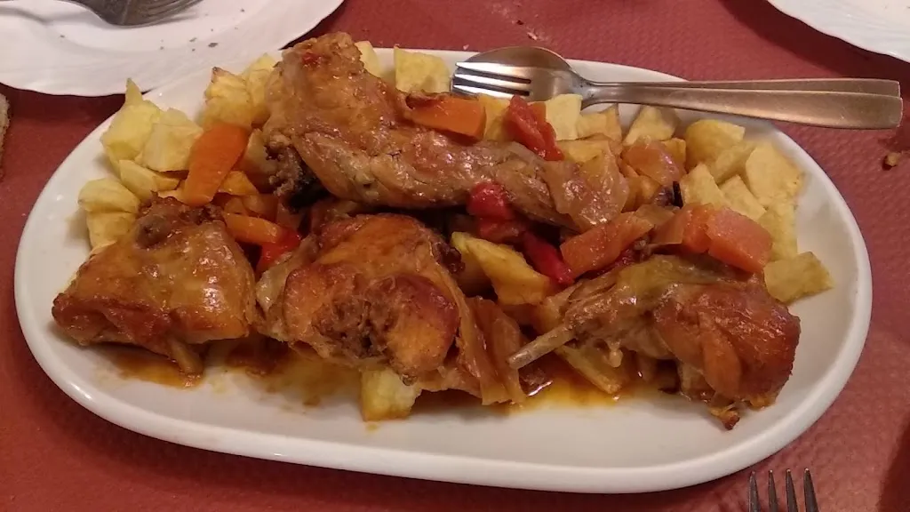 José Miguel Golpe Sanmartin_Mesón Do Cazador_Fene_review