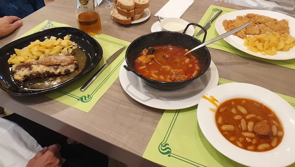 Santiago Gutierrez Montes_Tapas Fidalgo_Pravia_review