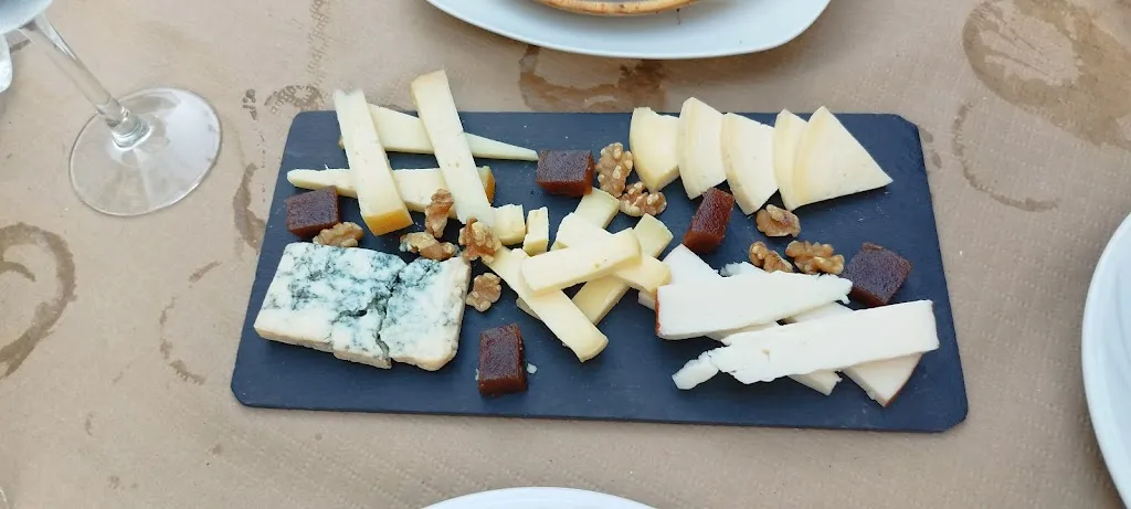 Menu_Los 14 Cafetería_Pravia_image_2