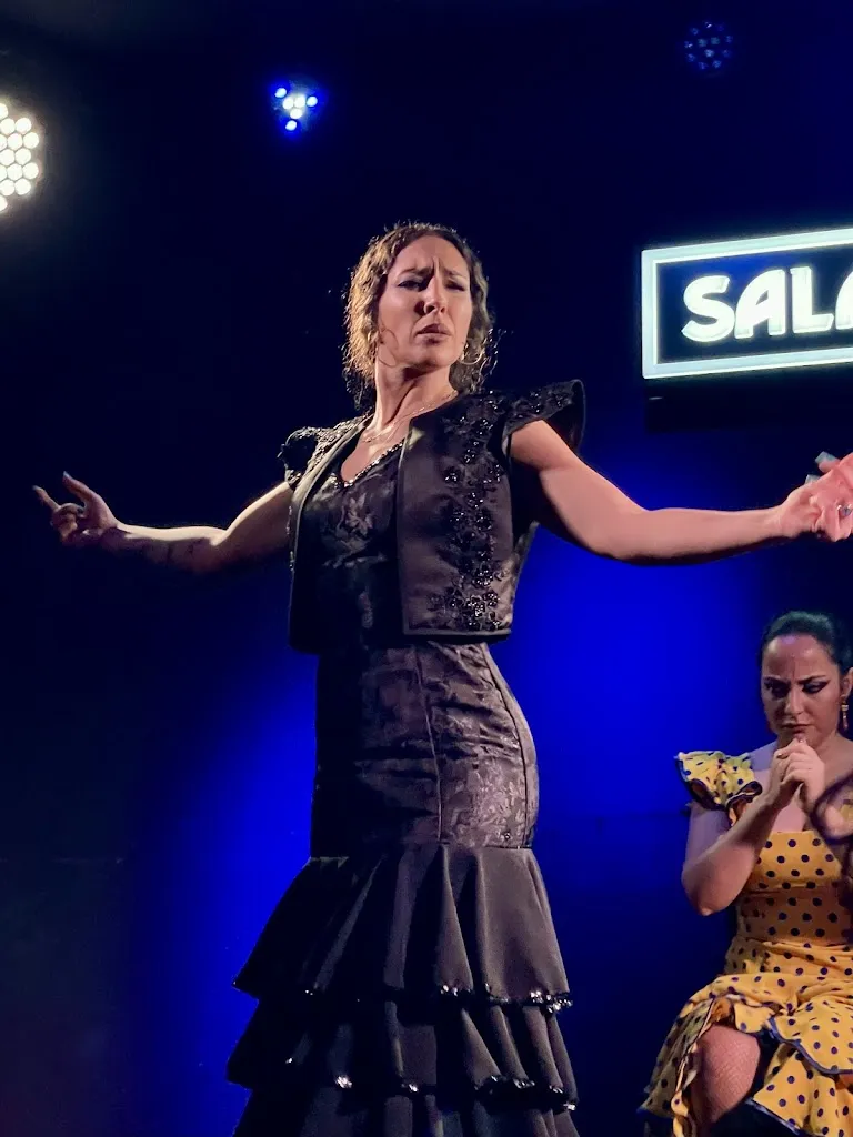 Chris A_Sala Temple - Tablao Flamenco_Salas_review