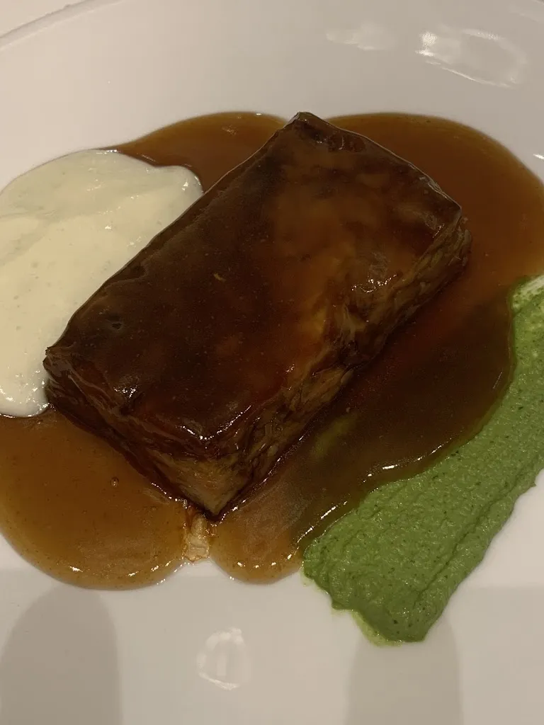 Luis Lluberas_Casa Fermín_Oviedo_recensione