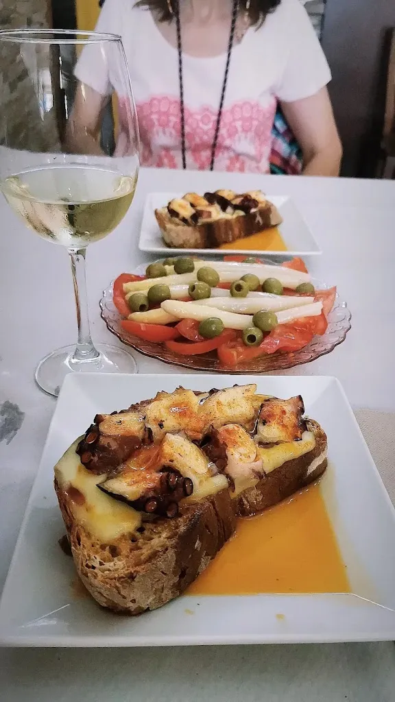 Sara Arribas Jimenez_Mesón O'Fumazo_Fene_recensione