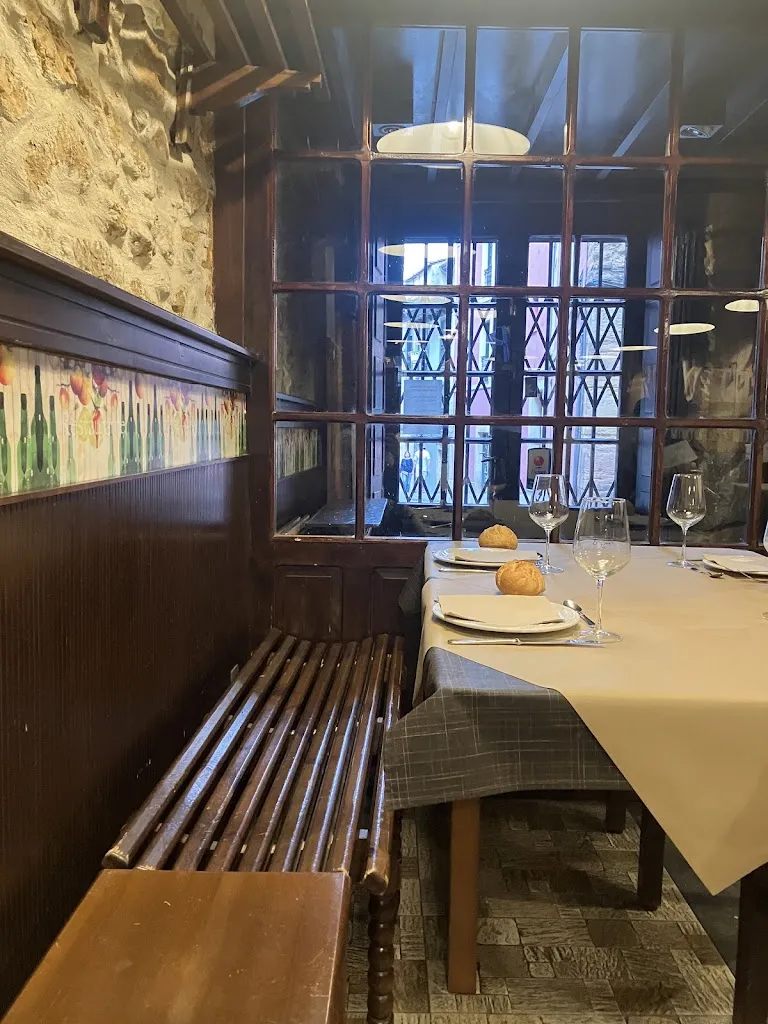 Kev C_Sidrería El Gato Negro_Oviedo_review