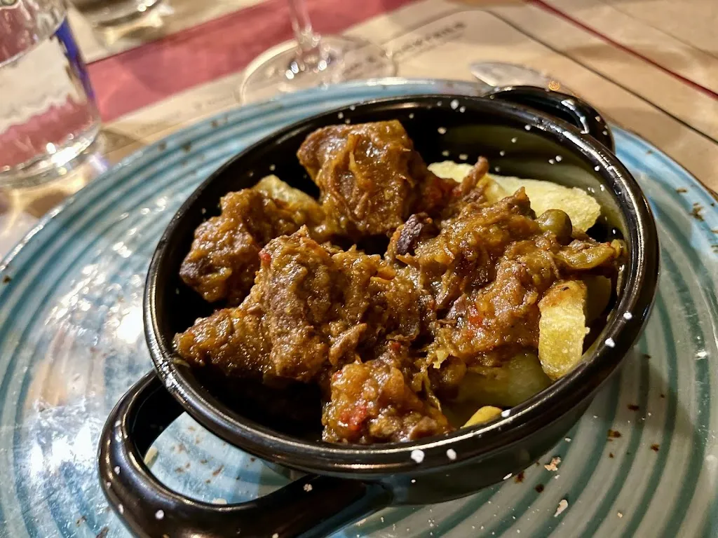 Suny Marco_La Leyenda Del Gallo_Oviedo_review