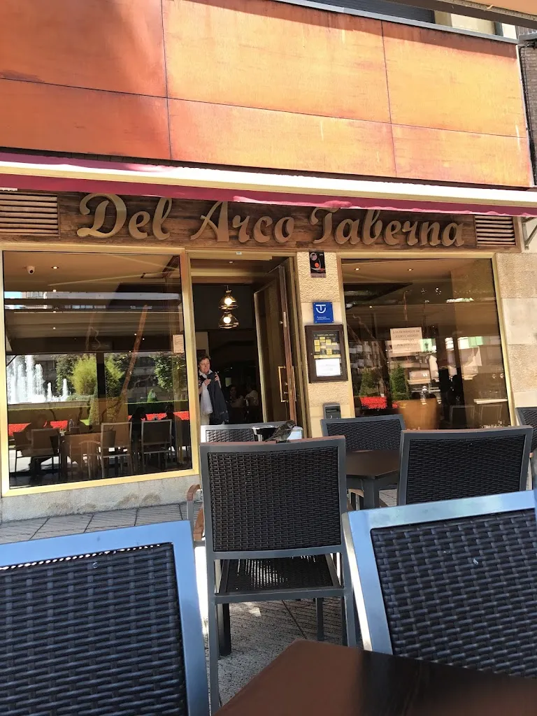 Mattia Gandolfi_Restaurante Del Arco - Restaurante en Oviedo_Oviedo_review