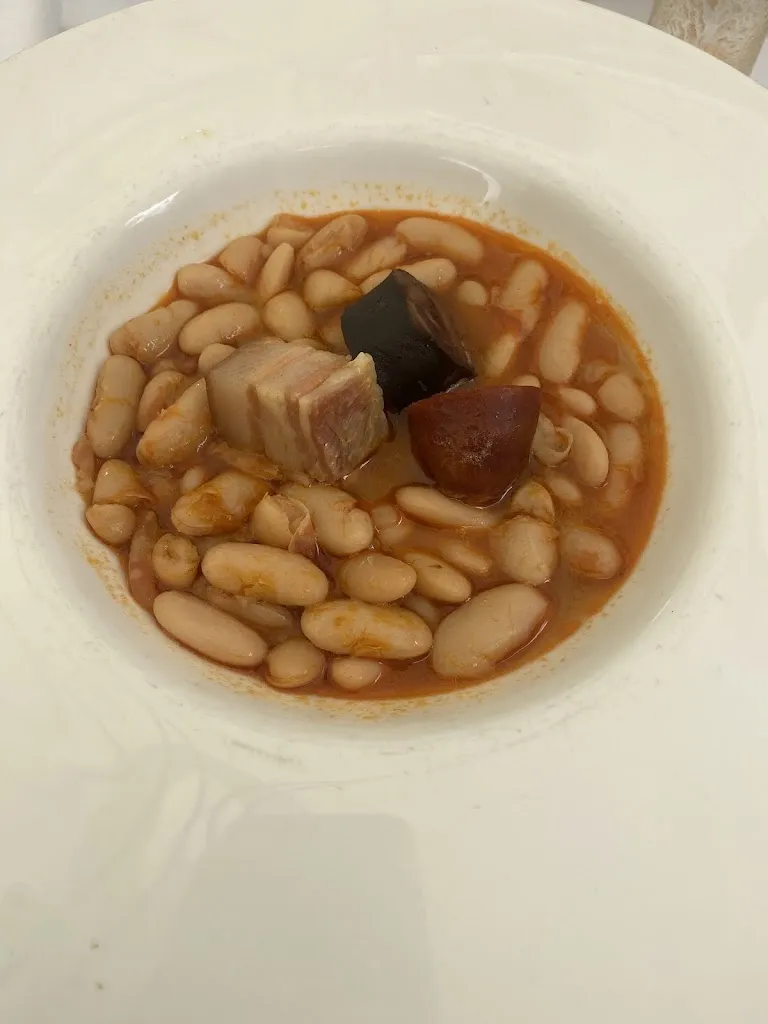 Cecilia Castaneda_Casa Conrado & Suárez_Oviedo_review