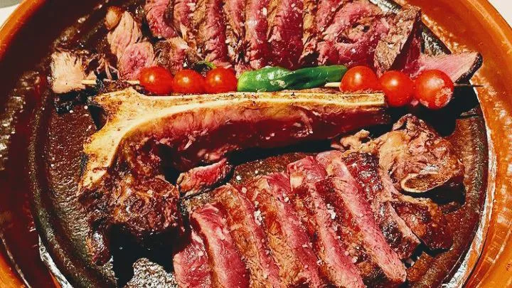 Asador Grill 77_Santo Adriano_slider_image_3